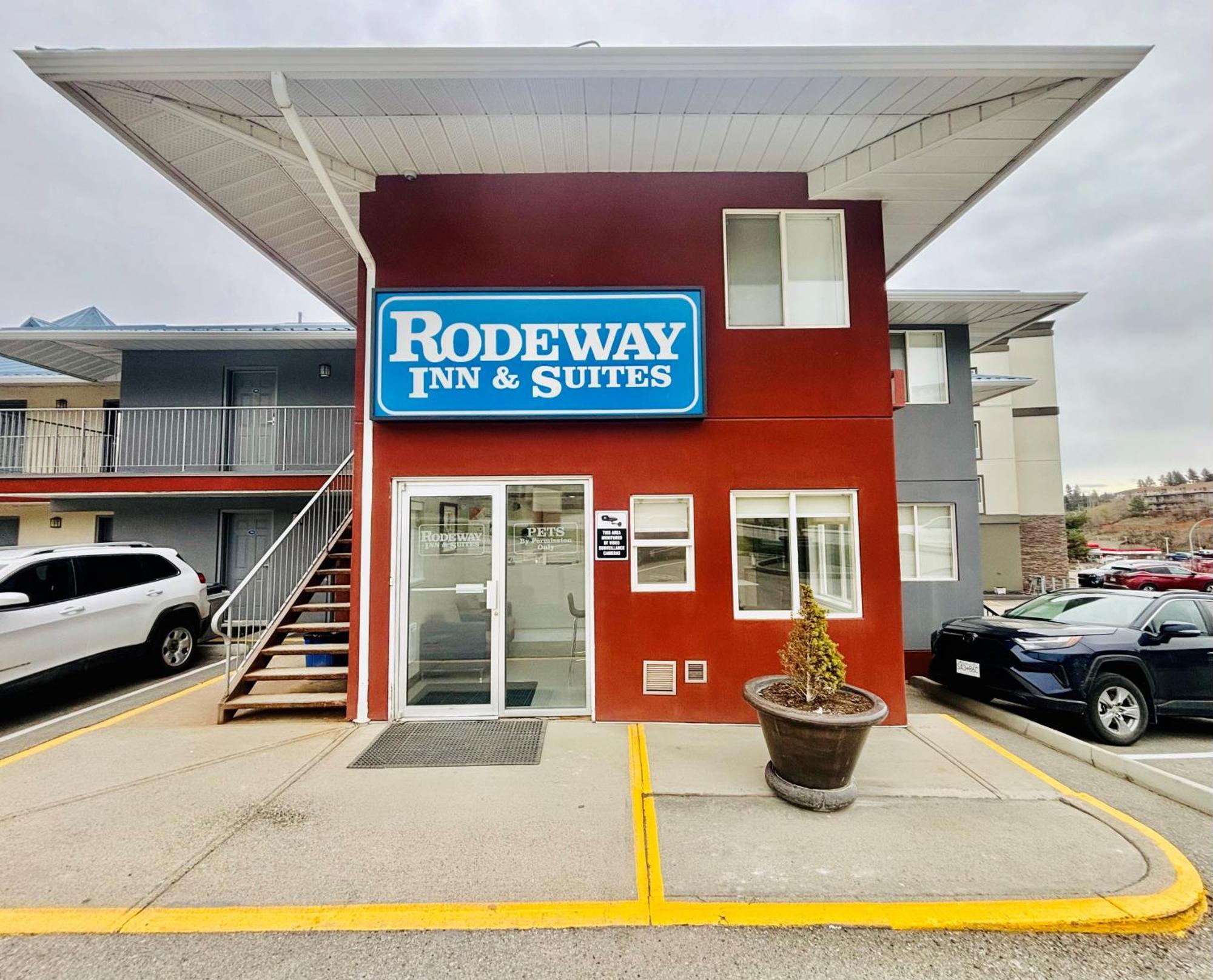 Rodeway Inn & Suites Kamloops Kültér fotó